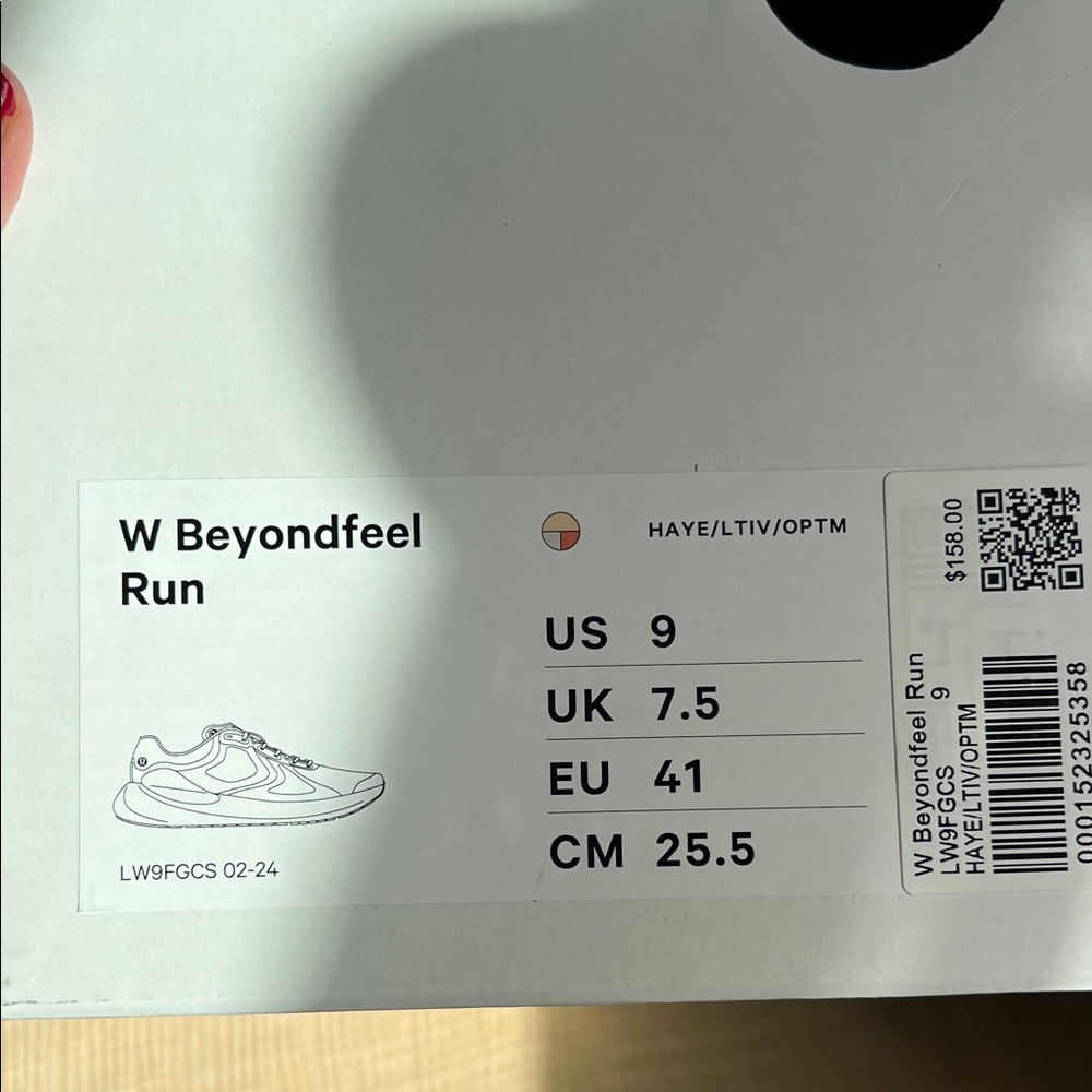 lululemon Beyondfeel running Women's Peach and White Sneakers - Picture 5 of 6